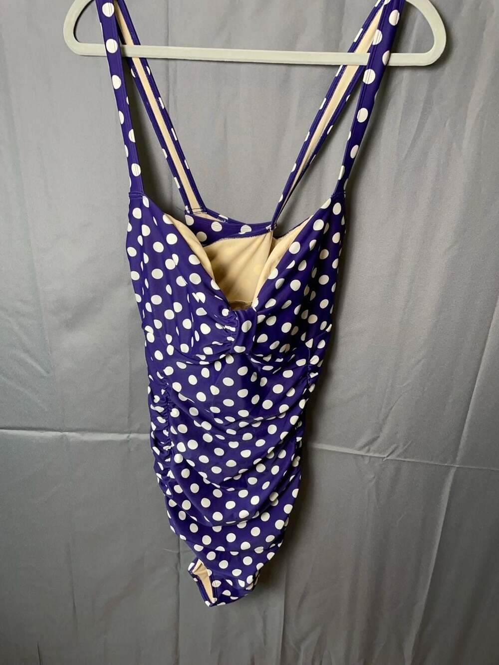 Old Navy Ruched Underwire Polka Dot One-Piece Swimsuit